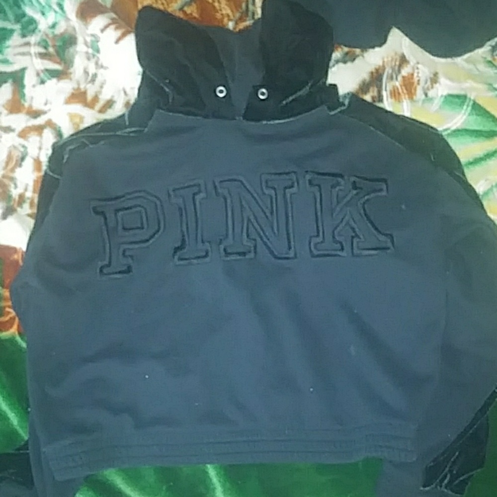 Pink. Black cropped hoodie with velour